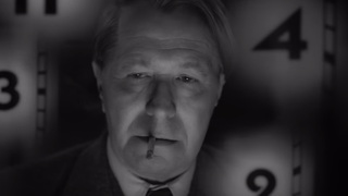 Gary Oldman battles booze and bitterness in the teaser for David Fincher's <i>Mank</i>